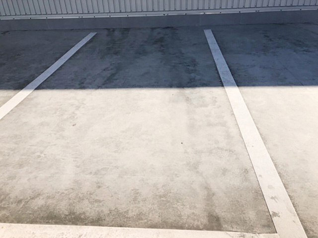 商業施設 屋外駐車場 ひび割れ補修工事